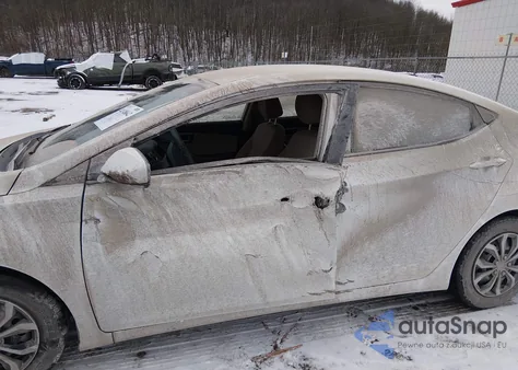 2016 Hyundai Elantra Se z USA, uszkodzony, nr VIN 5NPDH4AEXGH715148